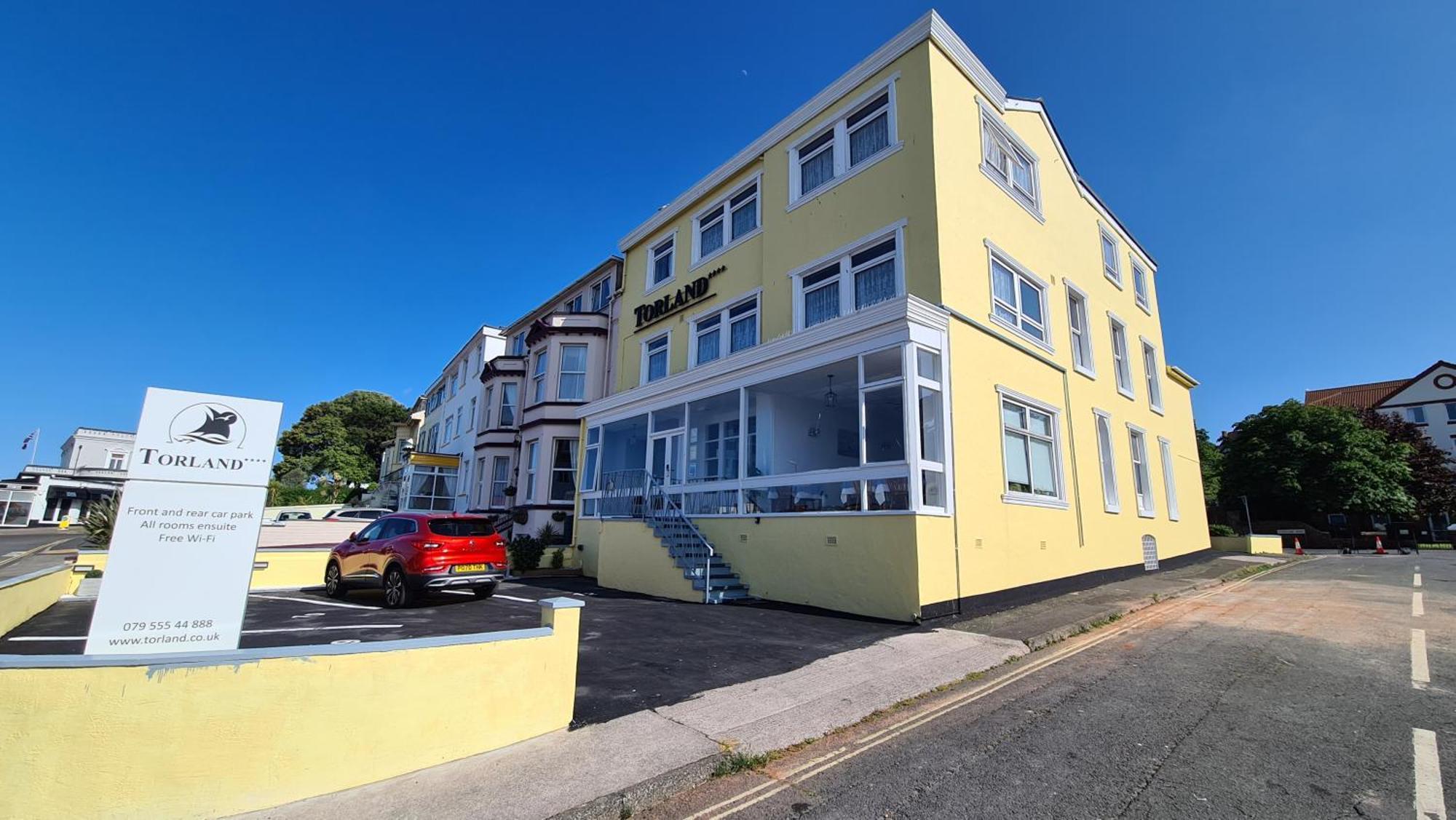 The Torland - Paignton Seafront - Free Parking, All Rooms En-Suite Экстерьер фото