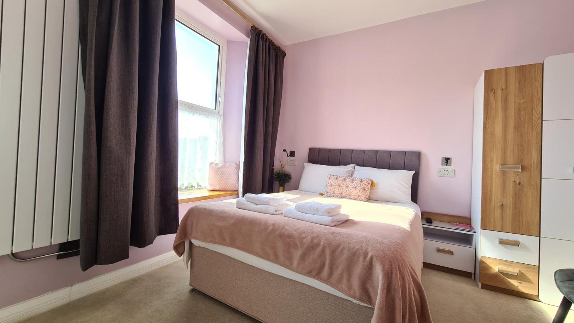 The Torland - Paignton Seafront - Free Parking, All Rooms En-Suite Экстерьер фото